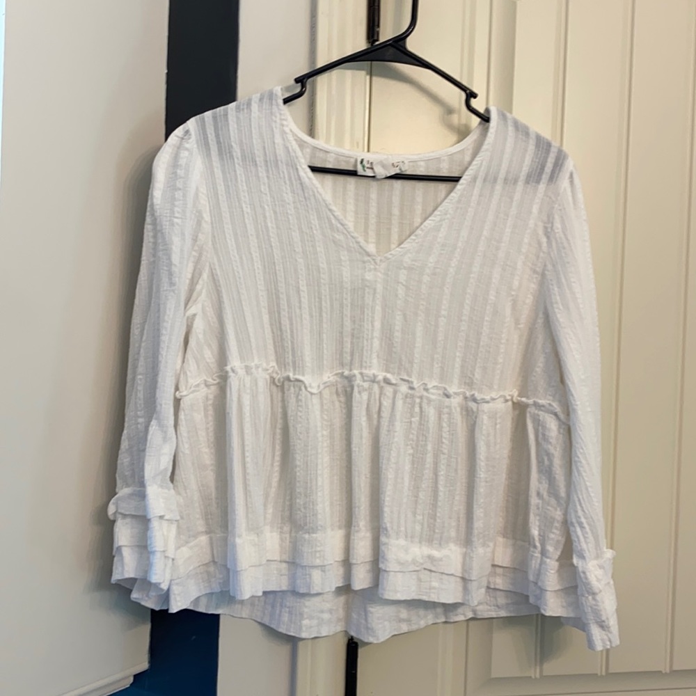 White boutique top